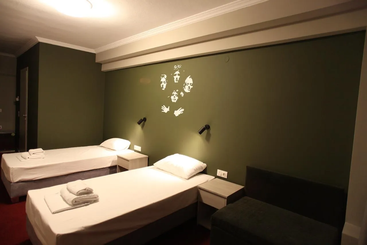 Stay Hybrid Hostel Thessaloniki