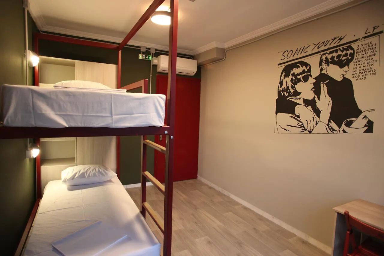 Stay Hybrid Hostel Thessaloniki