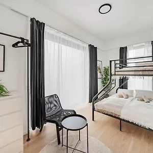 Chic By Home2 Хостел Вена